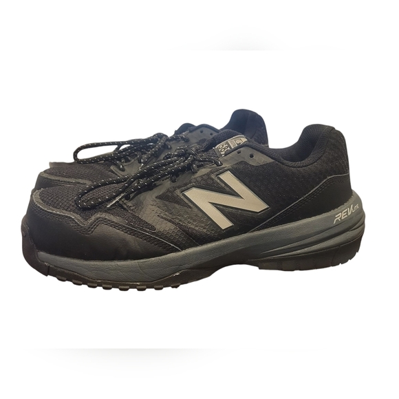 New Balance MID589G1 Men's Black Composite Non slip work shoe Size 9 - Picture 1 of 11